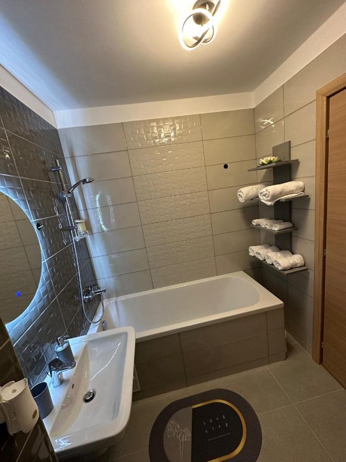 Coresi Luxury Apartments Braszów Zewnętrze zdjęcie