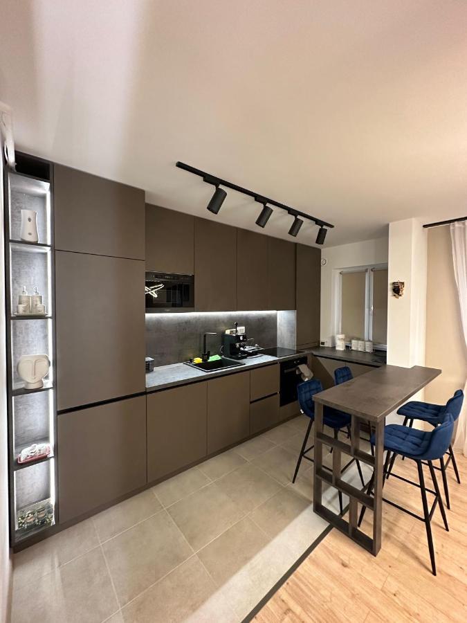 Coresi Luxury Apartments Braszów Zewnętrze zdjęcie